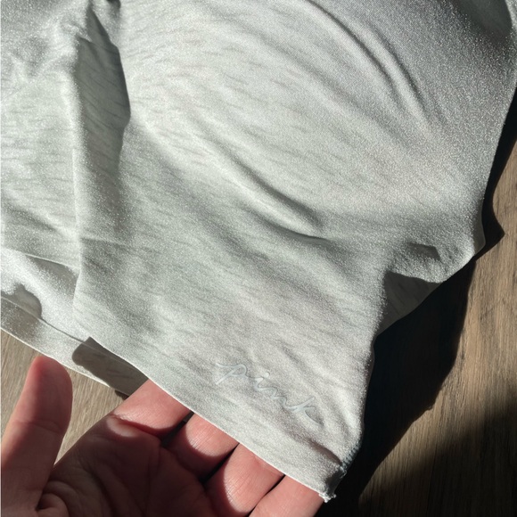 Victoria’s Secret Wireless Push Up Bra - Picture 3 of 5